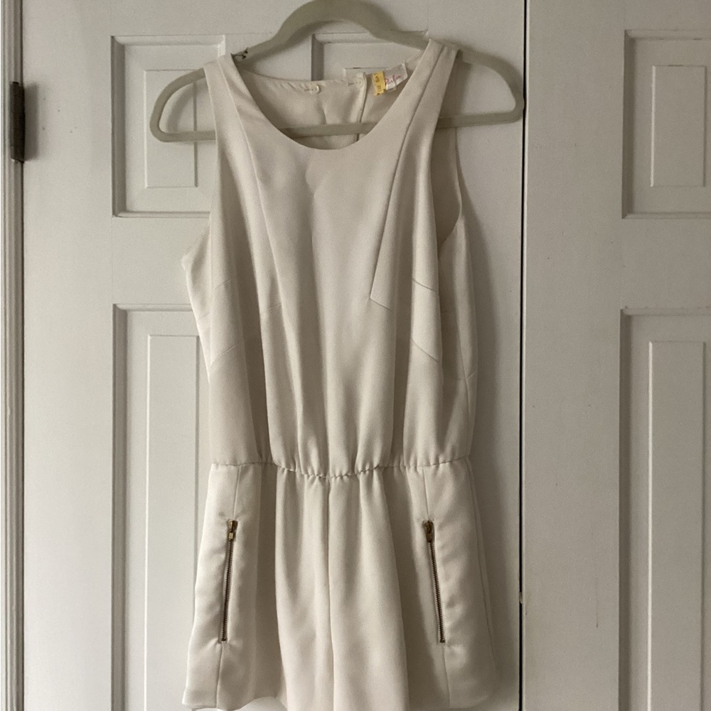 Elegant Cream Sleeveless Romper